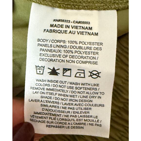 Nike ACG Women’s Oversized Shorts Green Size L - DH8350-378 - Picture 12 of 15